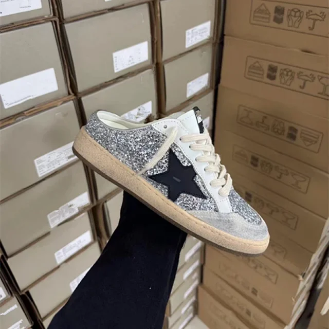 Unbranded Sneakers Distressed low-top with star appliqué product detail image 12