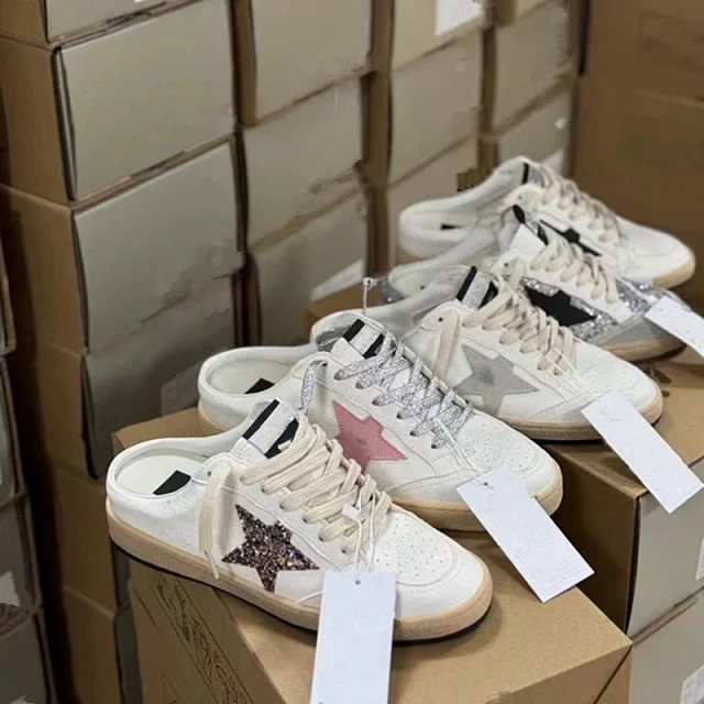 Unbranded Sneakers Distressed low-top with star appliqué product detail image 9