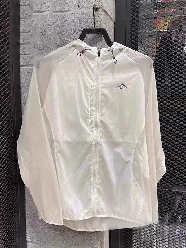 Nike Jackets Trail hooded zip-up windbreaker product detail image 6