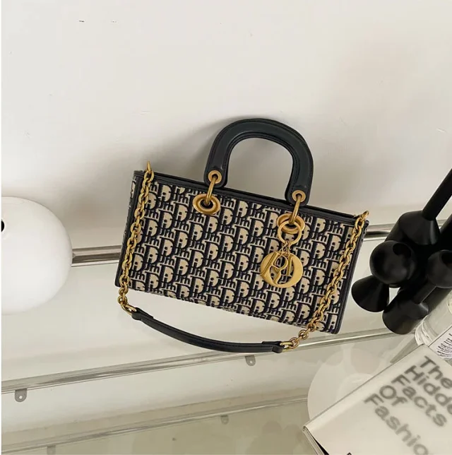 Unbranded Crossbody Bags Monogram Print Bag product detail image 15