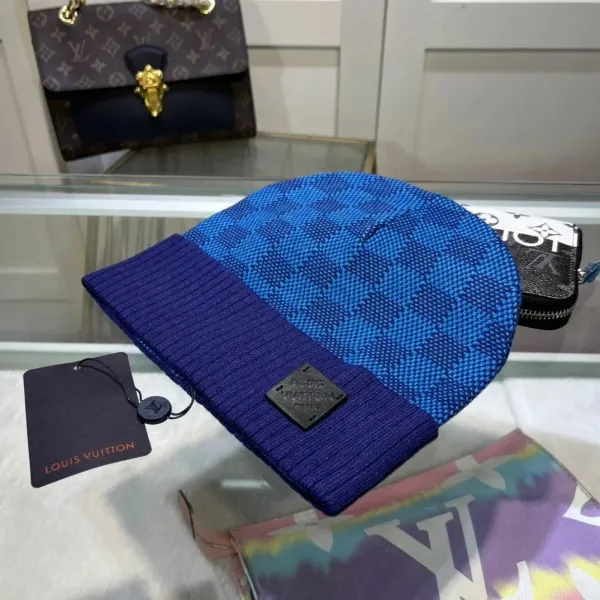 Louis Vuitton Damier Azur Knit Beanie Blue Purple - 1