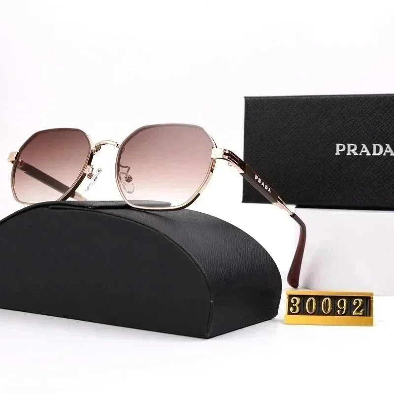 Louis Vuitton Eyewear Oversized shield sunglasses — 3404006XZ