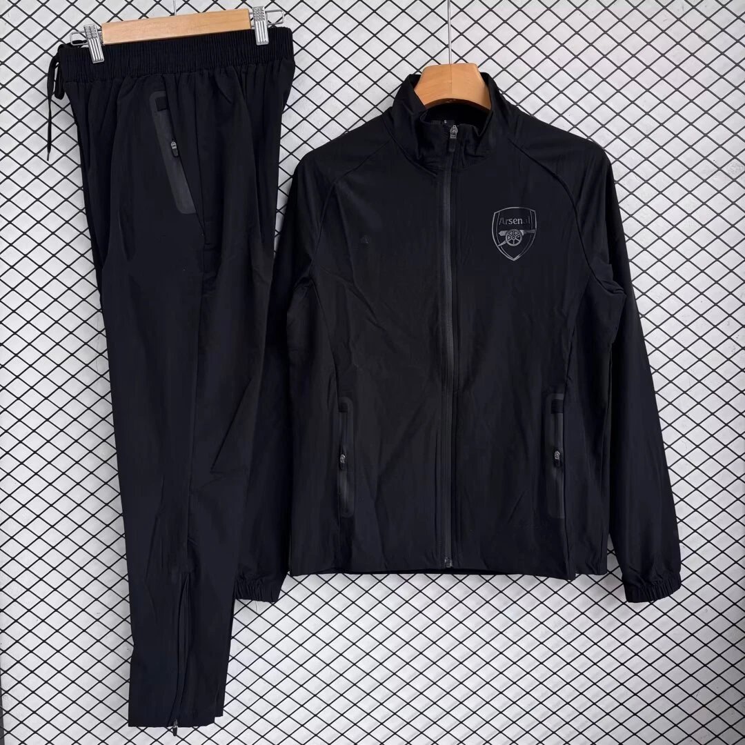 Juventus Training Tracksuit Black Yellow Pink - 31