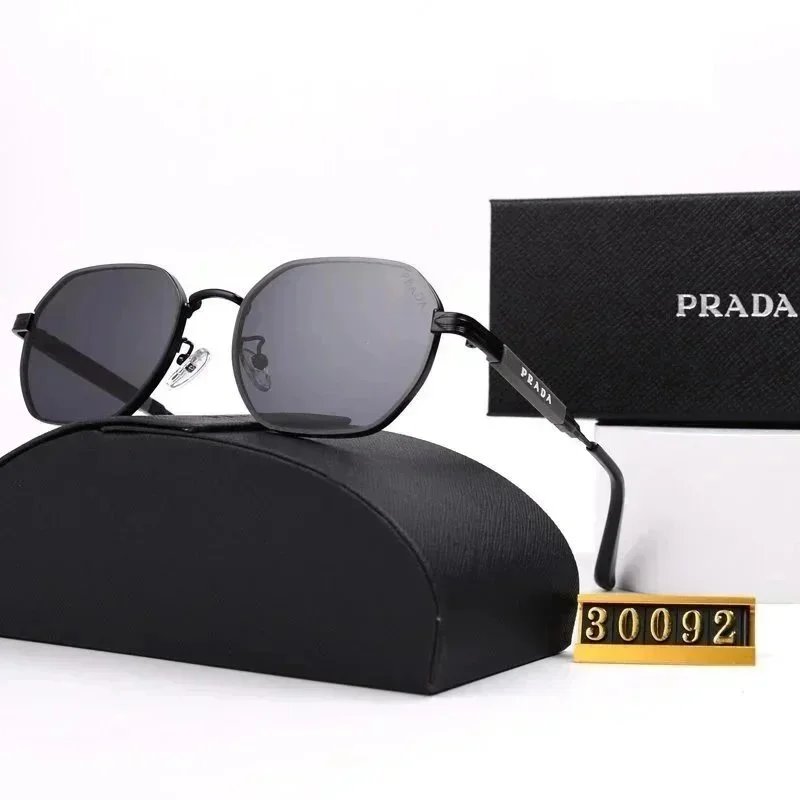 Louis Vuitton Eyewear Oversized shield sunglasses — 3404001XZ