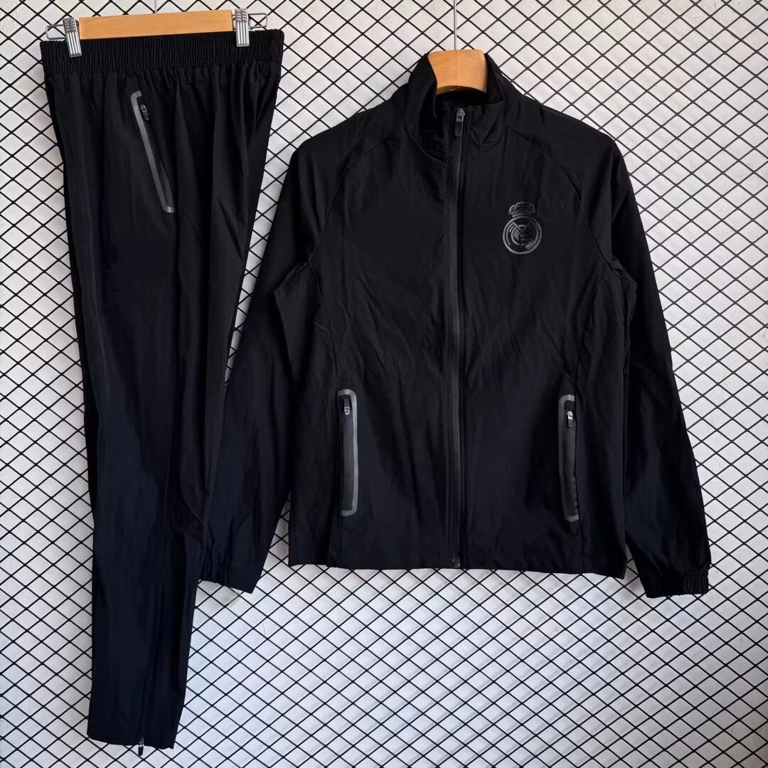 Juventus Training Tracksuit Black Yellow Pink - 28