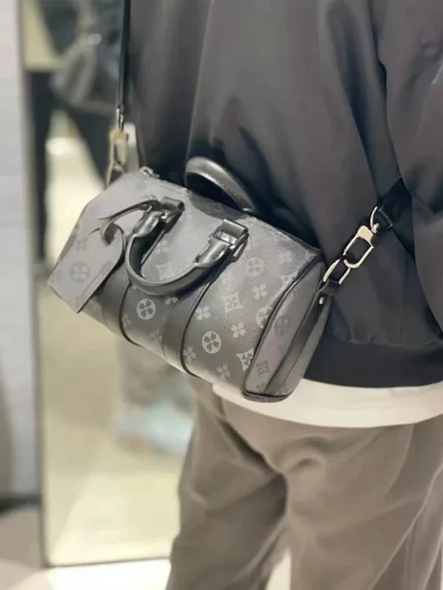 Louis Vuitton Travel Bags Monogram Barrel Bag with Shoulder Strap product detail image 9
