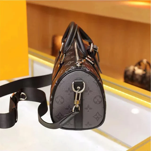 Louis Vuitton Travel Bags Monogram Barrel Bag with Shoulder Strap product detail image 14