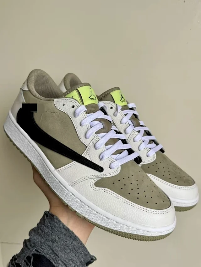 Nike Multiple sneaker models product detail image 3