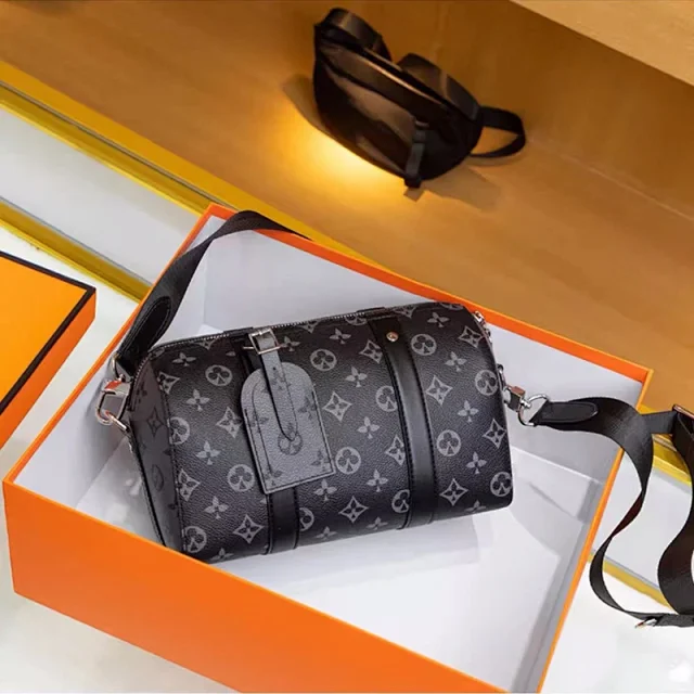 Louis Vuitton Travel Bags Monogram Barrel Bag with Shoulder Strap product detail image 28