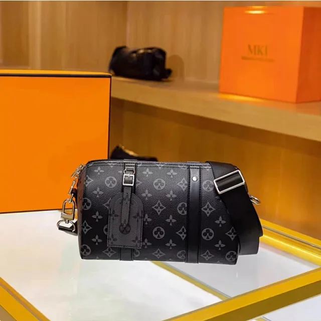 Louis Vuitton Travel Bags Monogram Barrel Bag with Shoulder Strap product detail image 24
