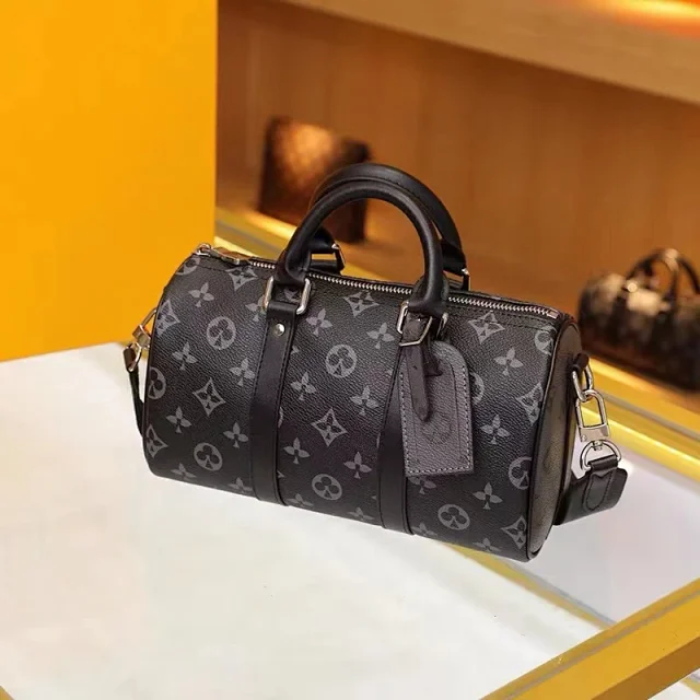 Louis Vuitton Travel Bags Monogram Barrel Bag with Shoulder Strap product detail image 5