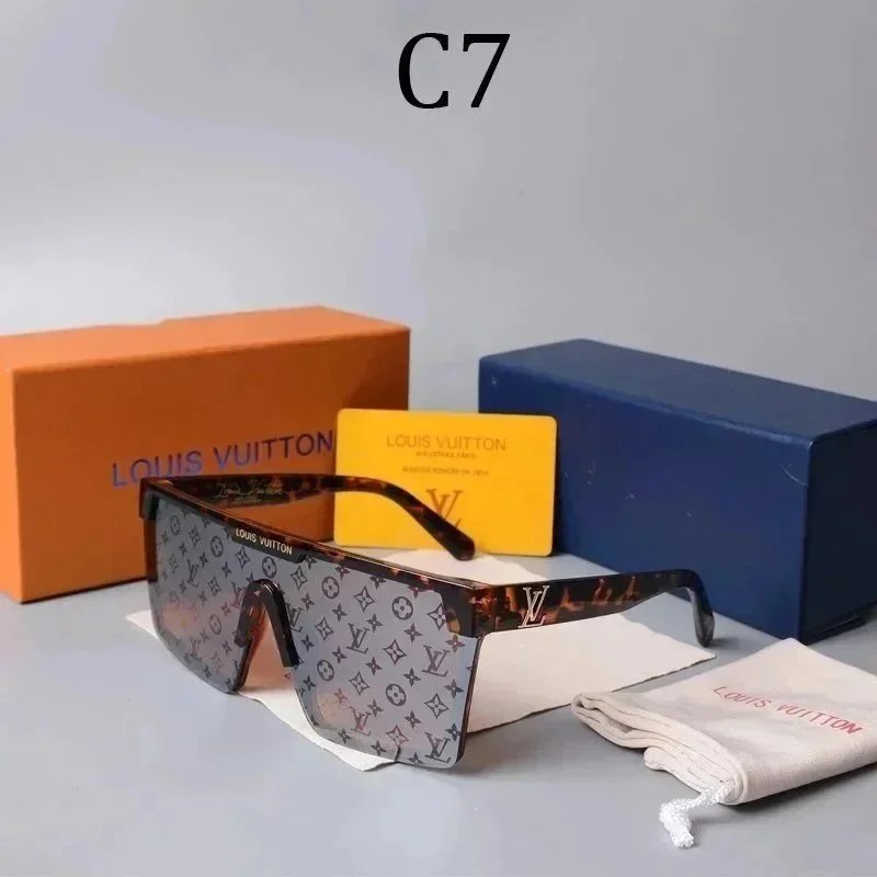 Louis Vuitton Eyewear Oversized shield sunglasses image 11