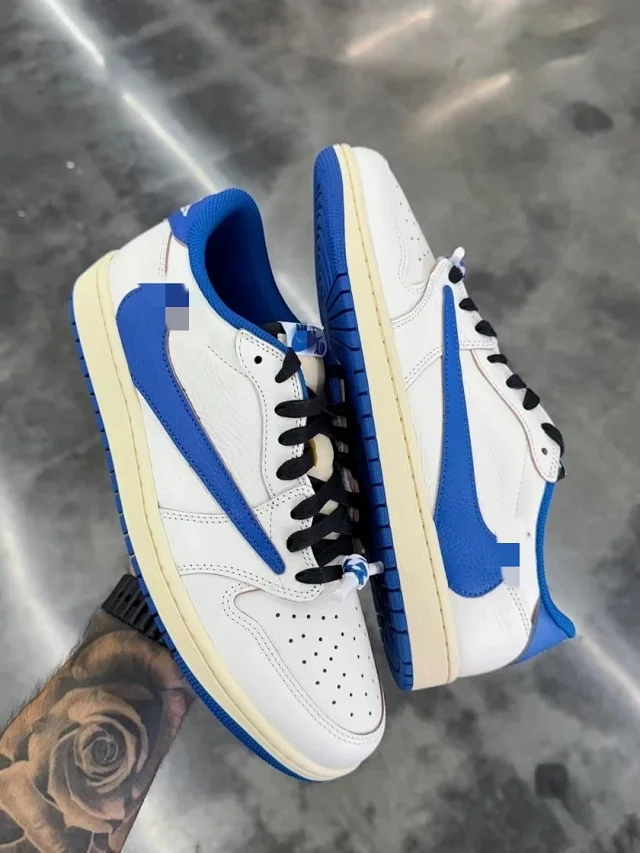 Nike Multiple sneaker models product detail image 2