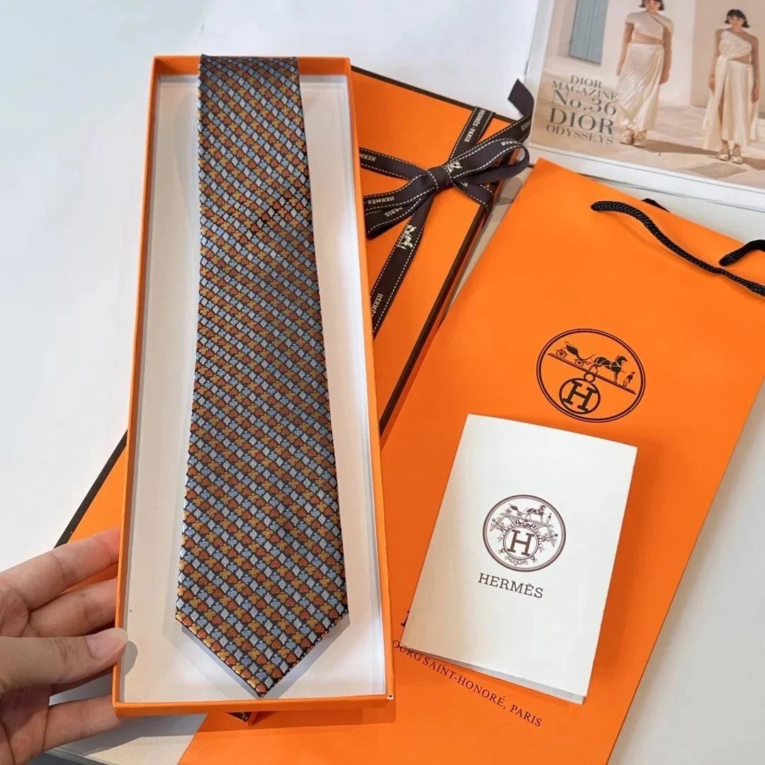 Hermes 06 (with box)