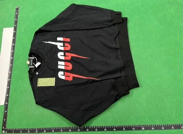 Gucci Hoodies & Sweatshirts Crewneck logo-print sweatshirt product detail image 3