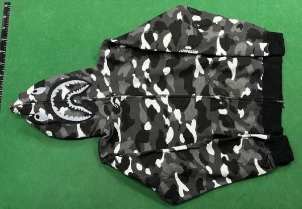 A Bathing Ape x Hello Kitty Camo Shark Hoodie - 5