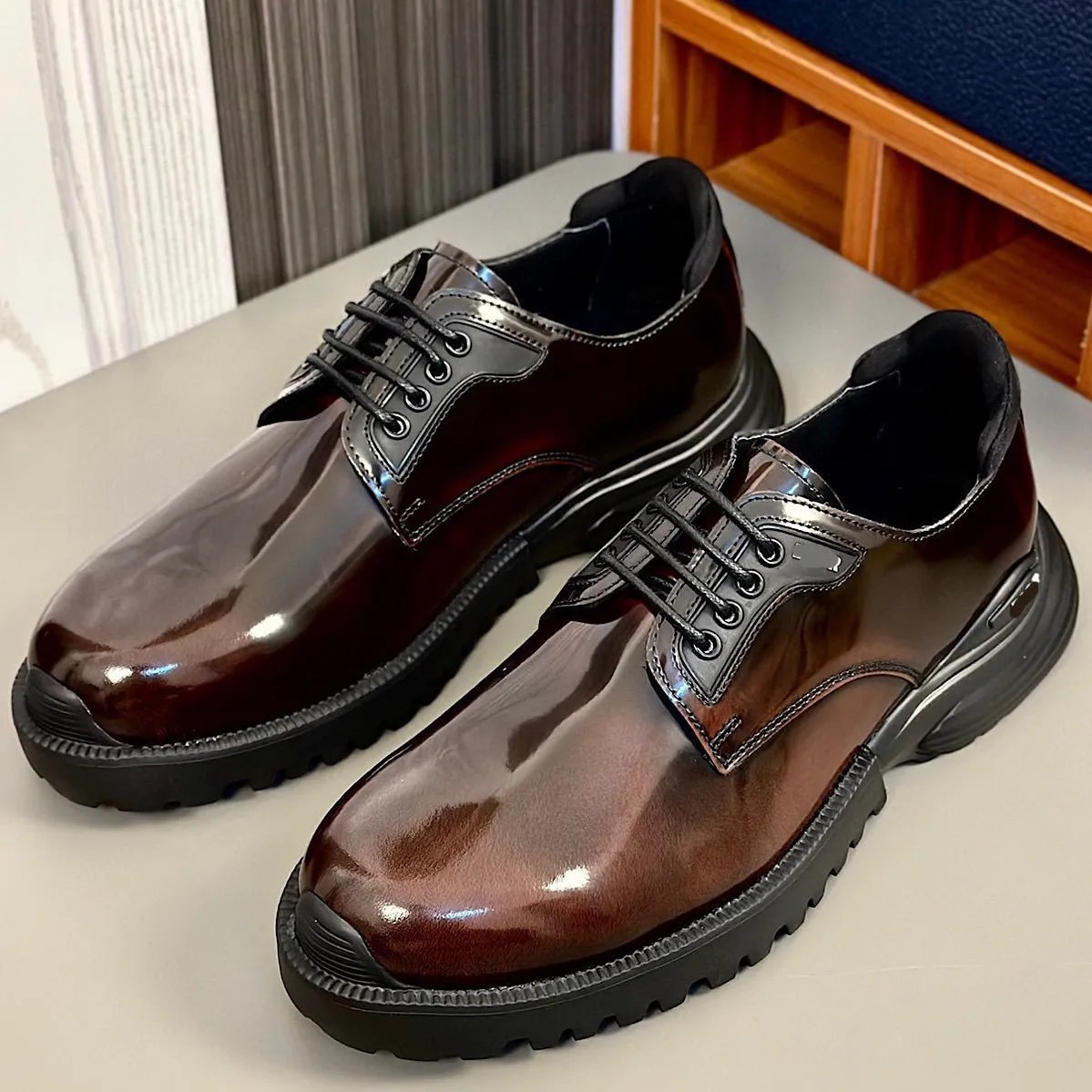 Dior Leather Shoes Lug-Sole image 3