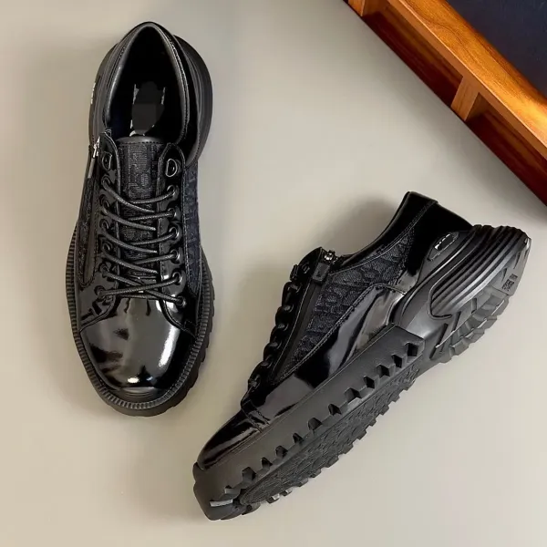 Dior B23 Oblique Print Patent Leather Chunky Sneakers - 12