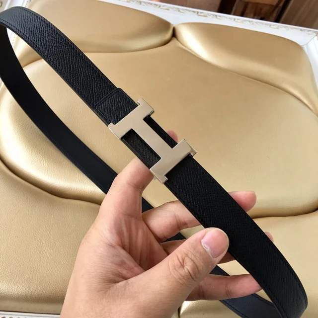 Unbranded Belts Textured Leather Belt with H-Shaped Buckle product detail image 4