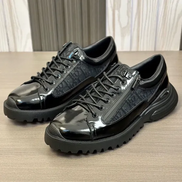 Dior B23 Oblique Print Patent Leather Chunky Sneakers - 11