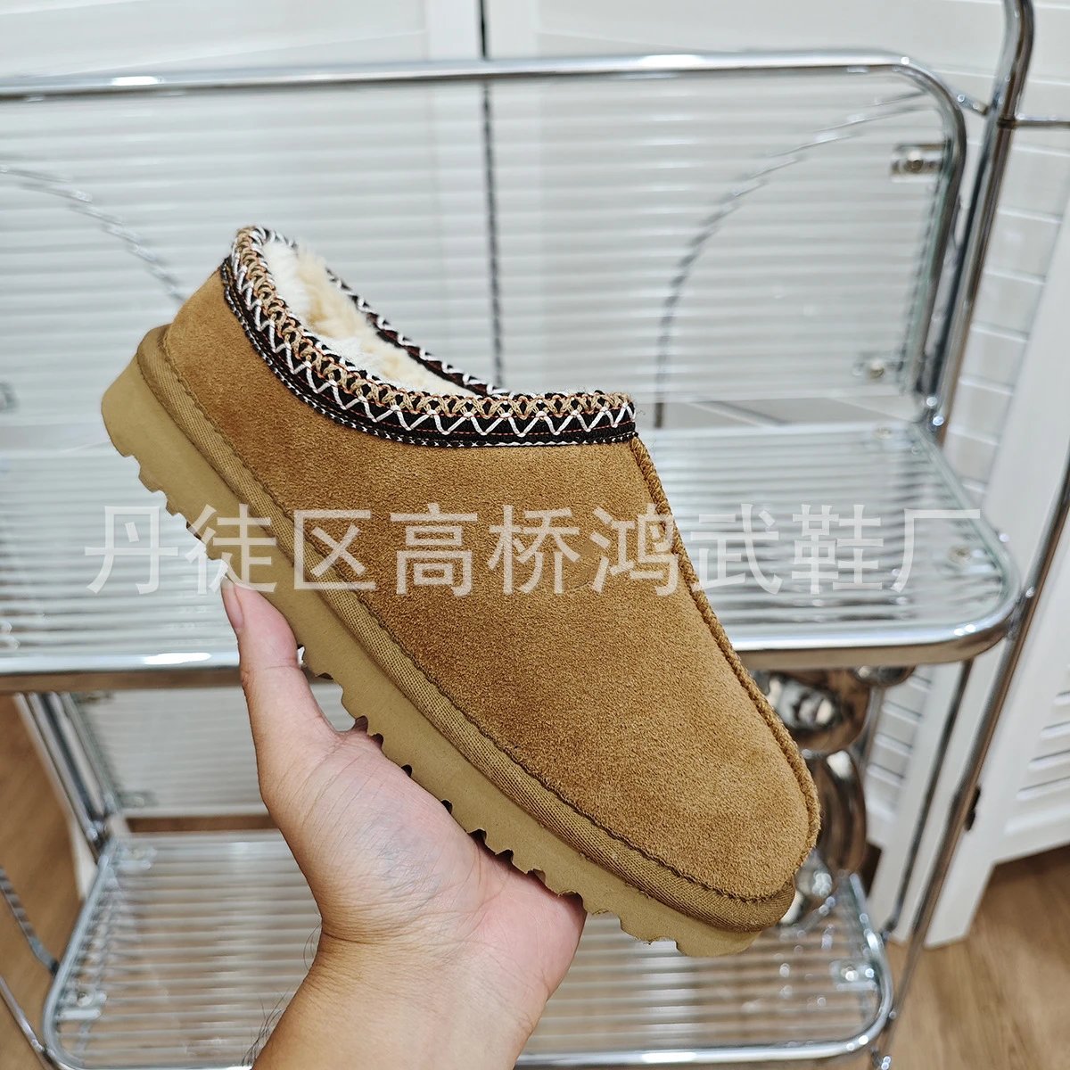 Manufacturer's winter snow boots TAS Tasman for couples can be easily dragged with just one step to keep warm. New genuine leather snow cotton
