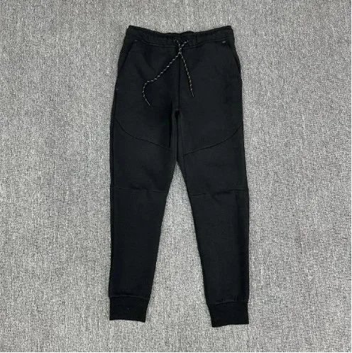 black pants