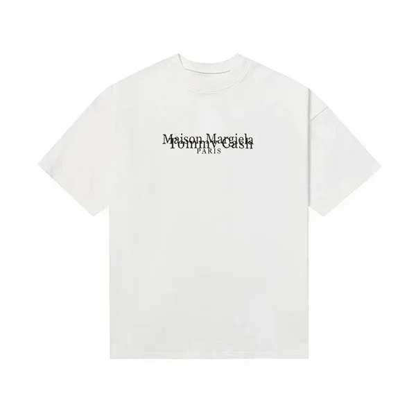 Maison Margiela × Tommy Cash Collaboration Series: Overlapping Logo Short-Sleeve T-Shirt