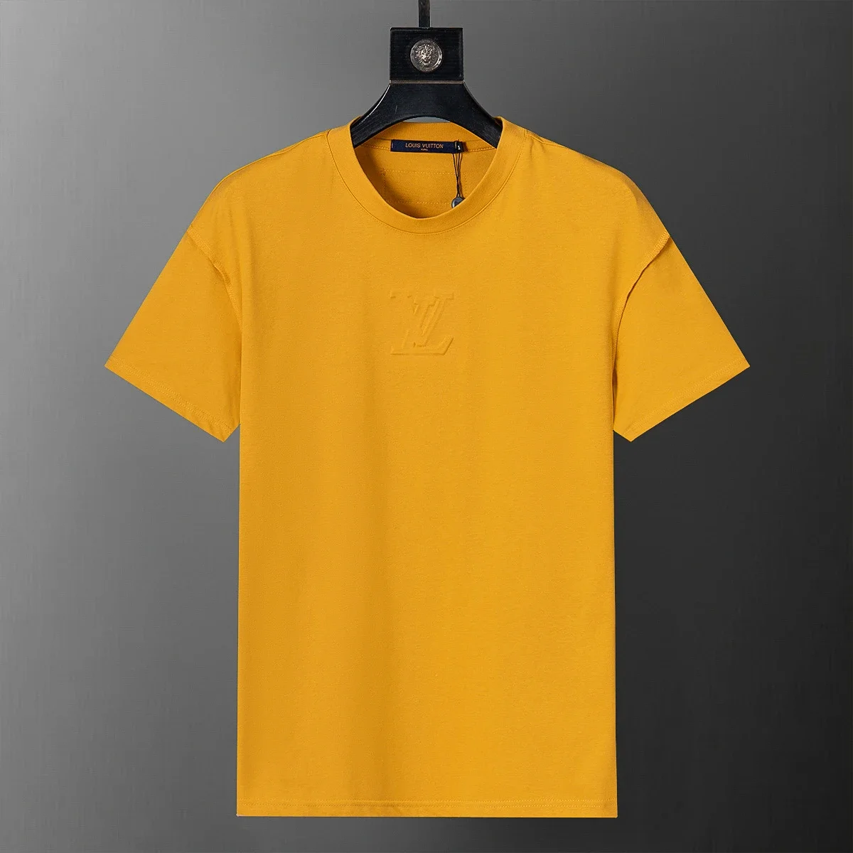 Louis Vuitton  T-shirt