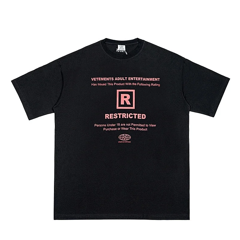 VETEMENTS T-Shirt
