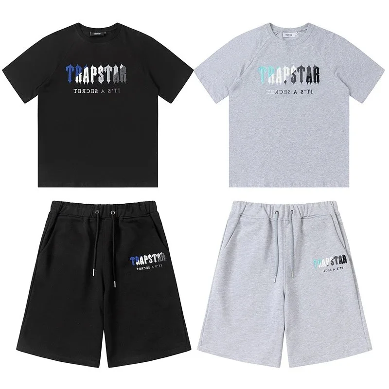 Trapstar gradient logo set