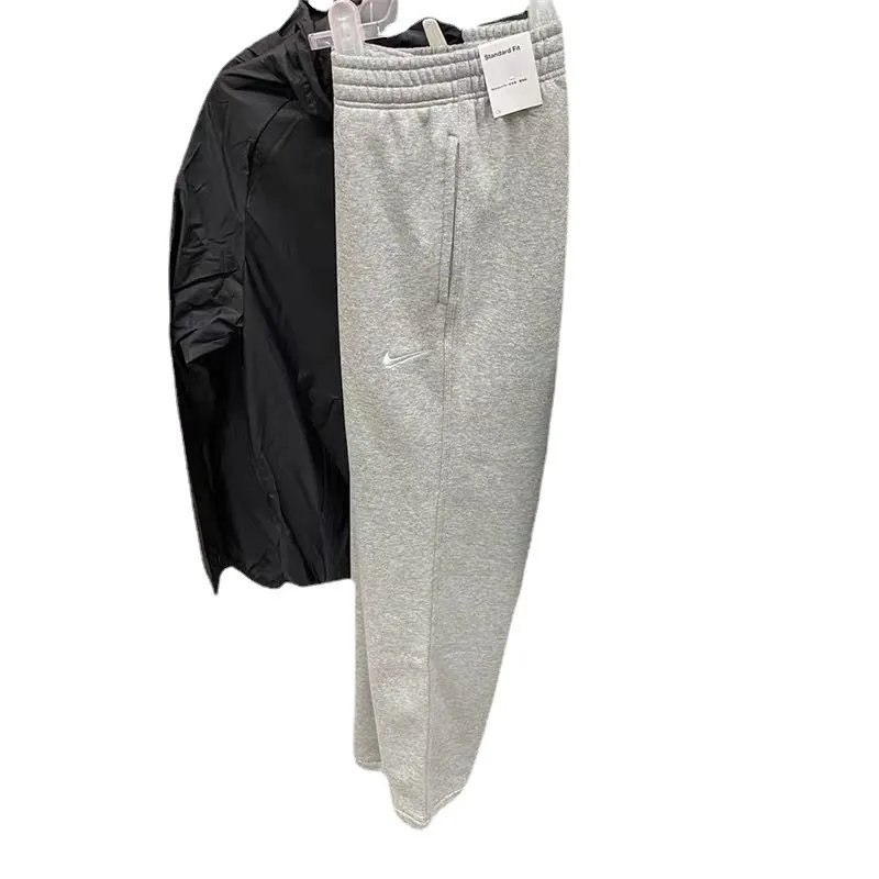 NIKE Sweatpants 5