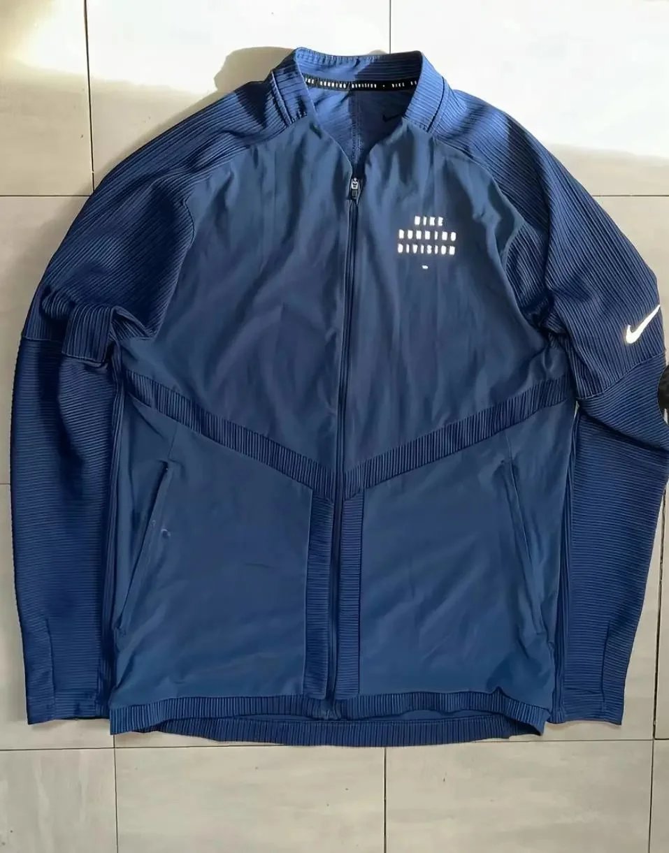 Nike Jackets Graphic Zip-Up Jacket — QLH28