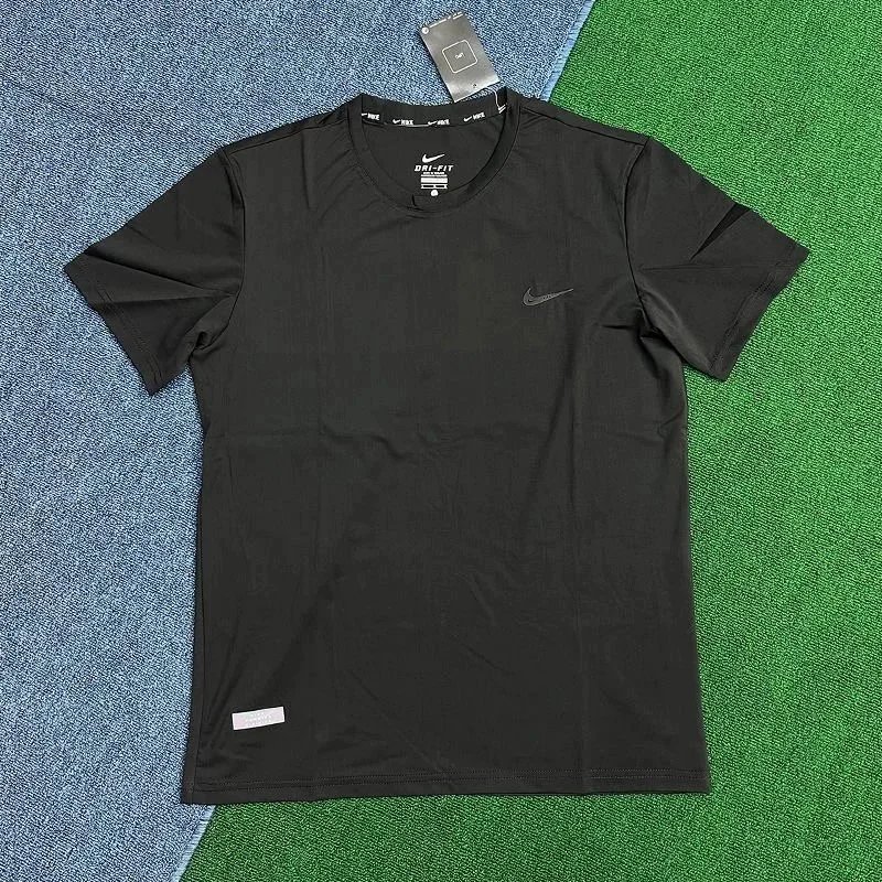 Nike T-Shirts Dri-FIT perforated short-sleeve T-shirt — 12