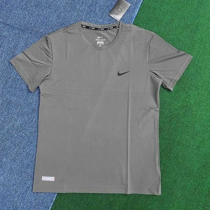 Nike T-Shirts Dri-FIT perforated short-sleeve T-shirt image 8