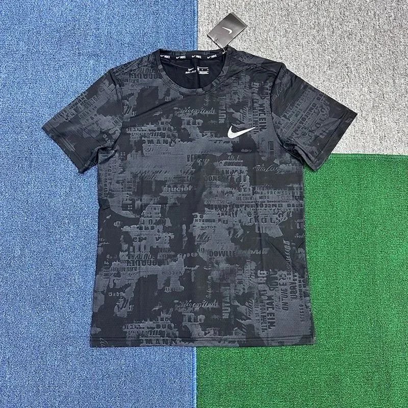 Nike T-Shirts Dri-FIT perforated short-sleeve T-shirt image 6