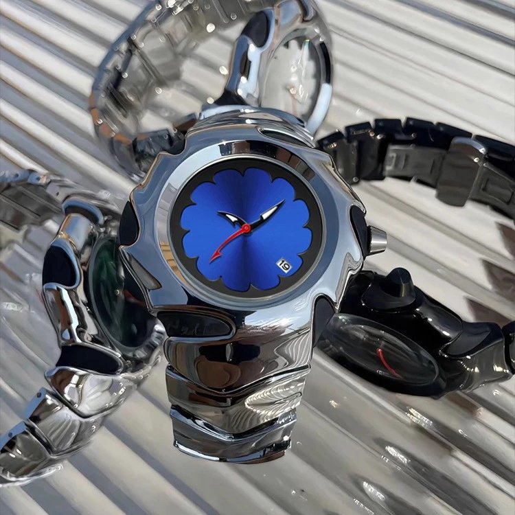 Unbranded Watches Analog watch with scalloped flower dial, date window and sculptural metal bracelet image 2