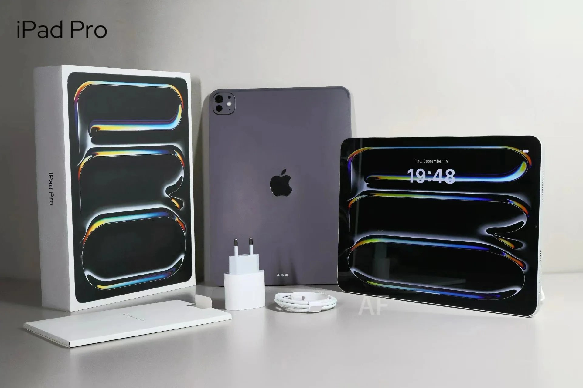 Apple iPad Pro 11-inch M2 Space Gray