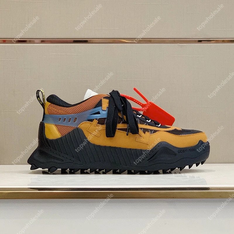 Off-White Sneakers ODSY-1000 arrow-design — Red