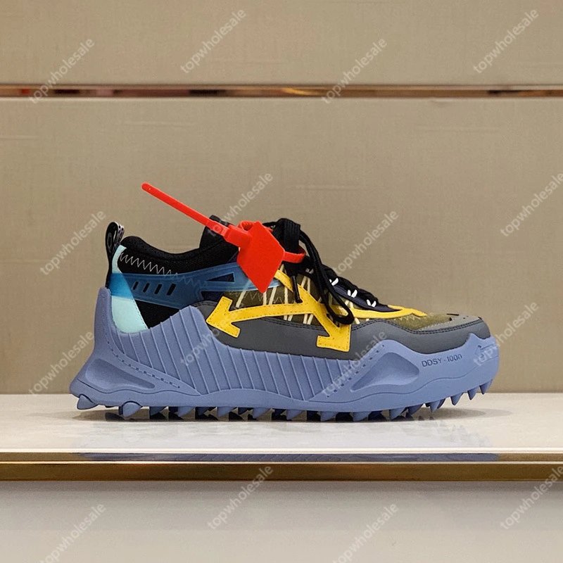 Off-White Sneakers ODSY-1000 arrow-design — Deep red
