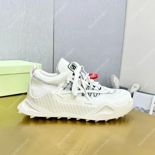 Off-White Sneakers ODSY-1000 arrow-design product detail image 1