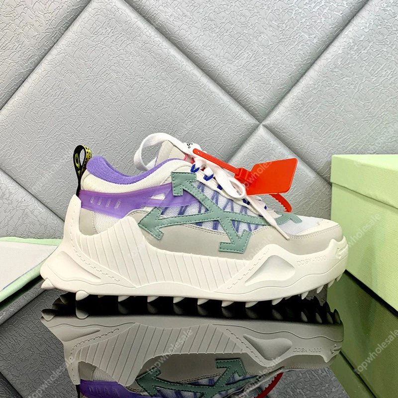 Off-White Sneakers ODSY-1000 arrow-design — Brick red
