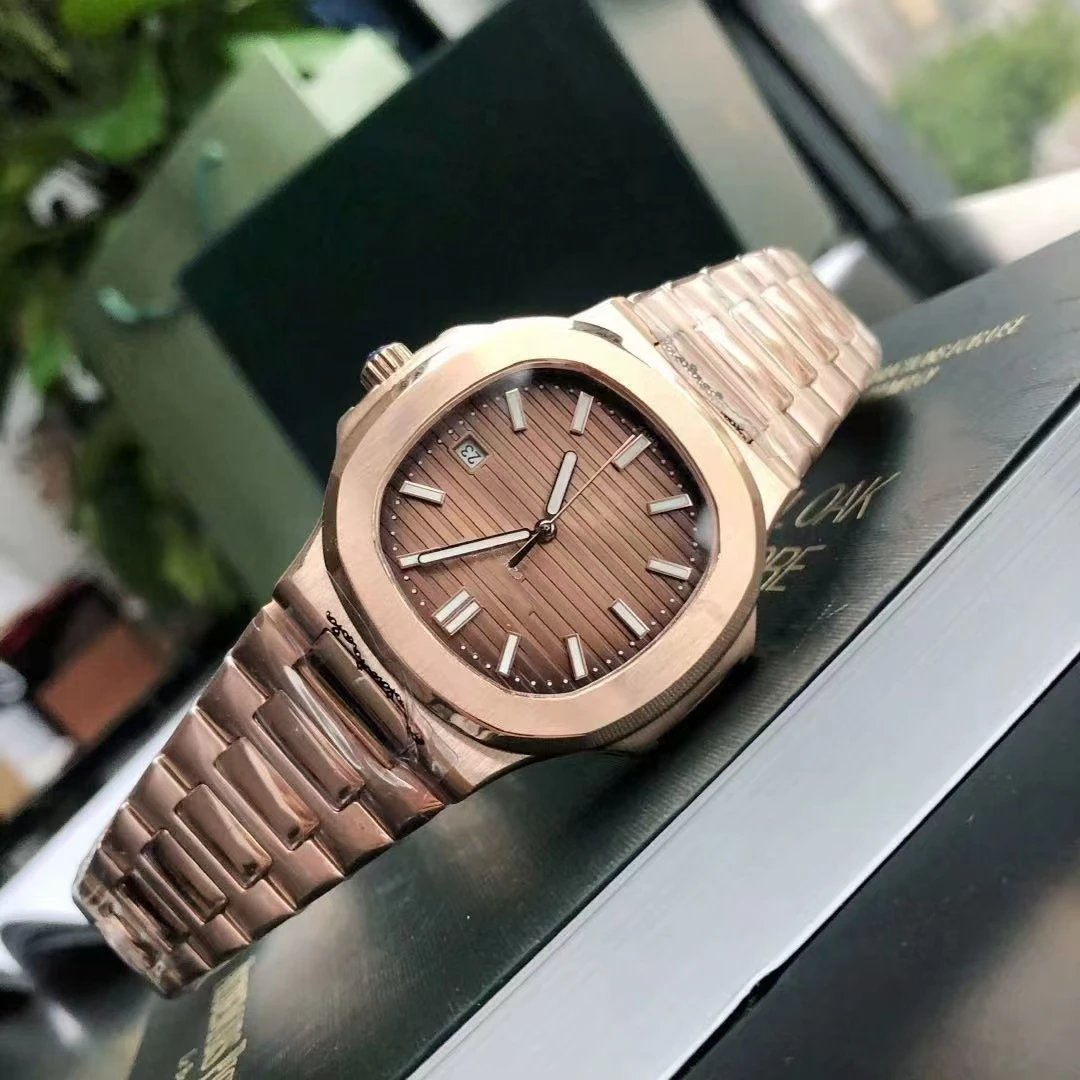 Tiffany & Co. Watches Octagonal bezel watch with horizontal textured dial and date display image 3