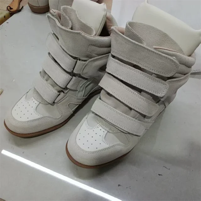 Isabel Marant Sneakers Bekett high-top wedge with hook-and-loop straps product detail image 32