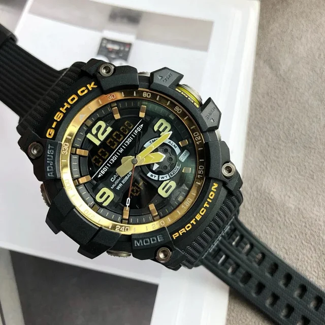 Casio Watches G-Shock analog-digital sports watch product detail image 2