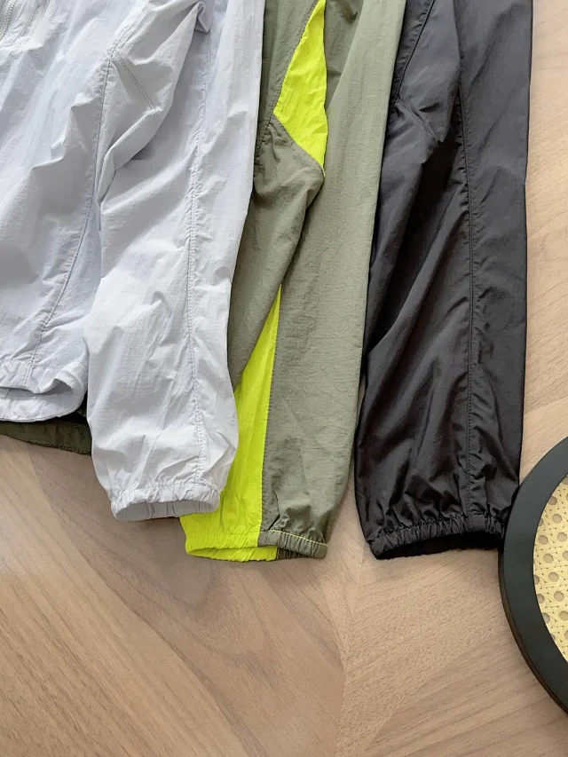 Arc'teryx Jackets Lightweight Hooded Zip Jacket product detail image 10