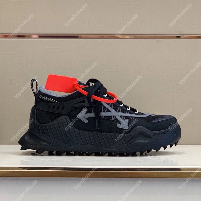 Off-White Sneakers ODSY-1000 arrow-design — gray