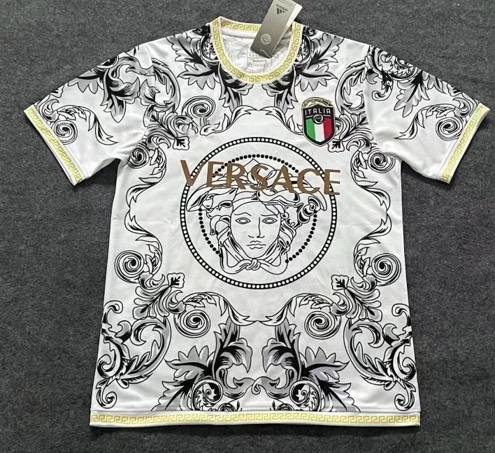 22 Italy Special Edition White