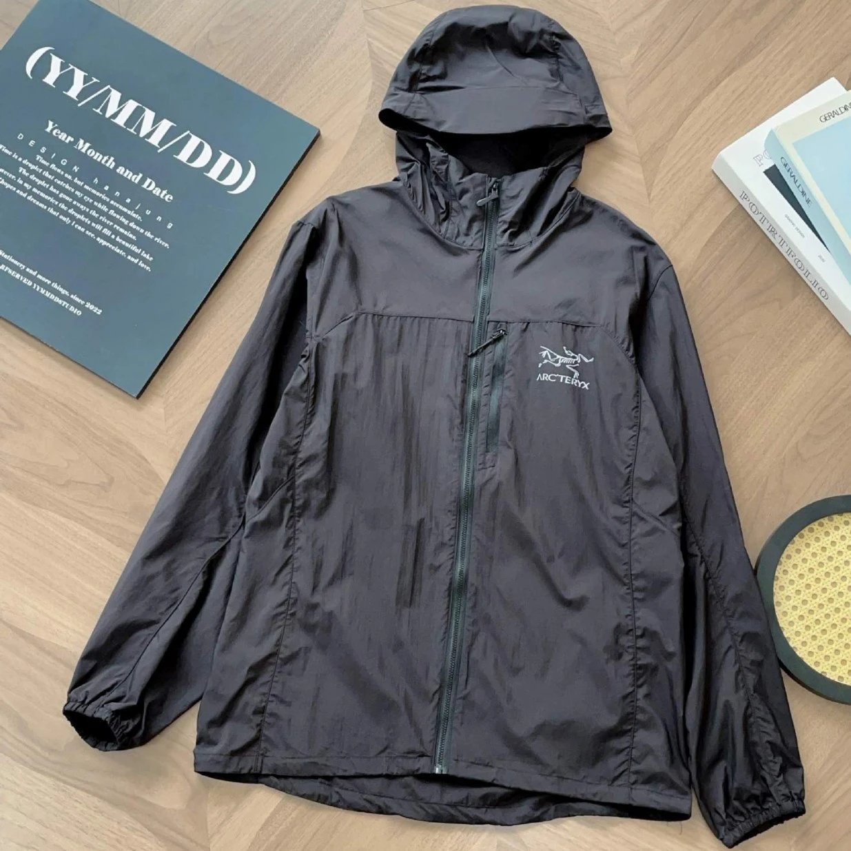 Arc'teryx Jackets Lightweight Hooded Zip Jacket image 4