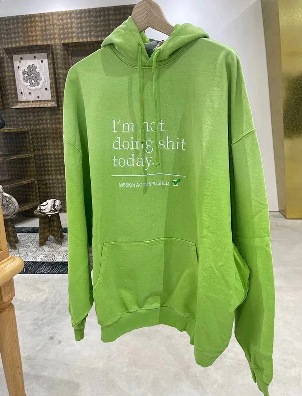 Vetements Hoodies & Sweatshirts Graphic Print Pullover Hoodie product detail image 4