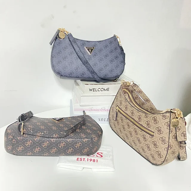 GUESS Shoulder Bags Monogram bag with triangle logo plaque product detail image 3